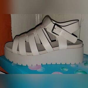 Lug Sole fisherman Sandal